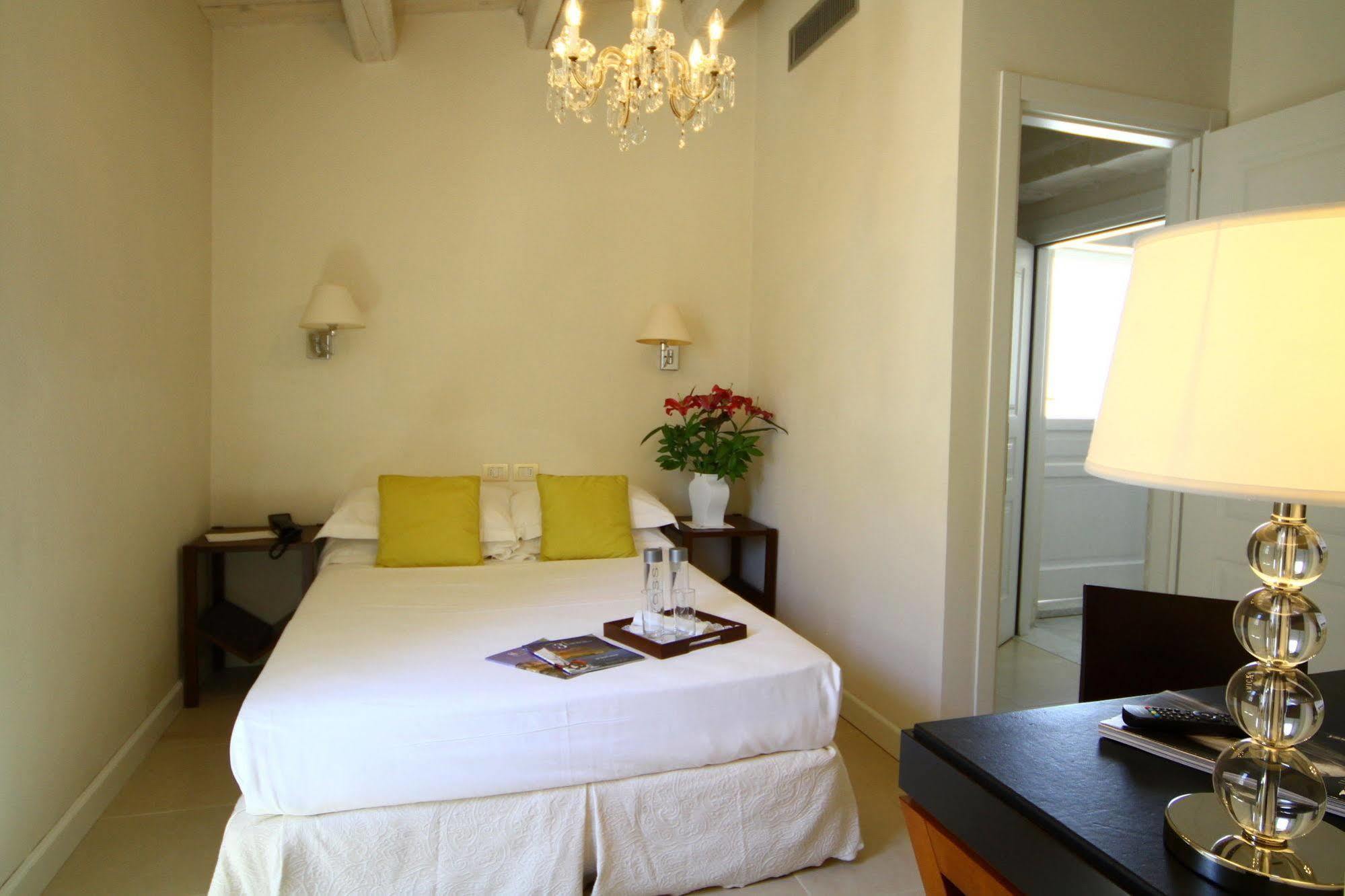 Hotel Palazzo Cavalieri Syracuse Esterno foto