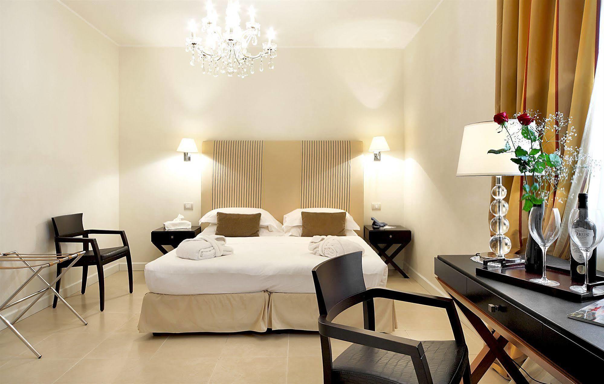 Hotel Palazzo Cavalieri Syracuse Esterno foto